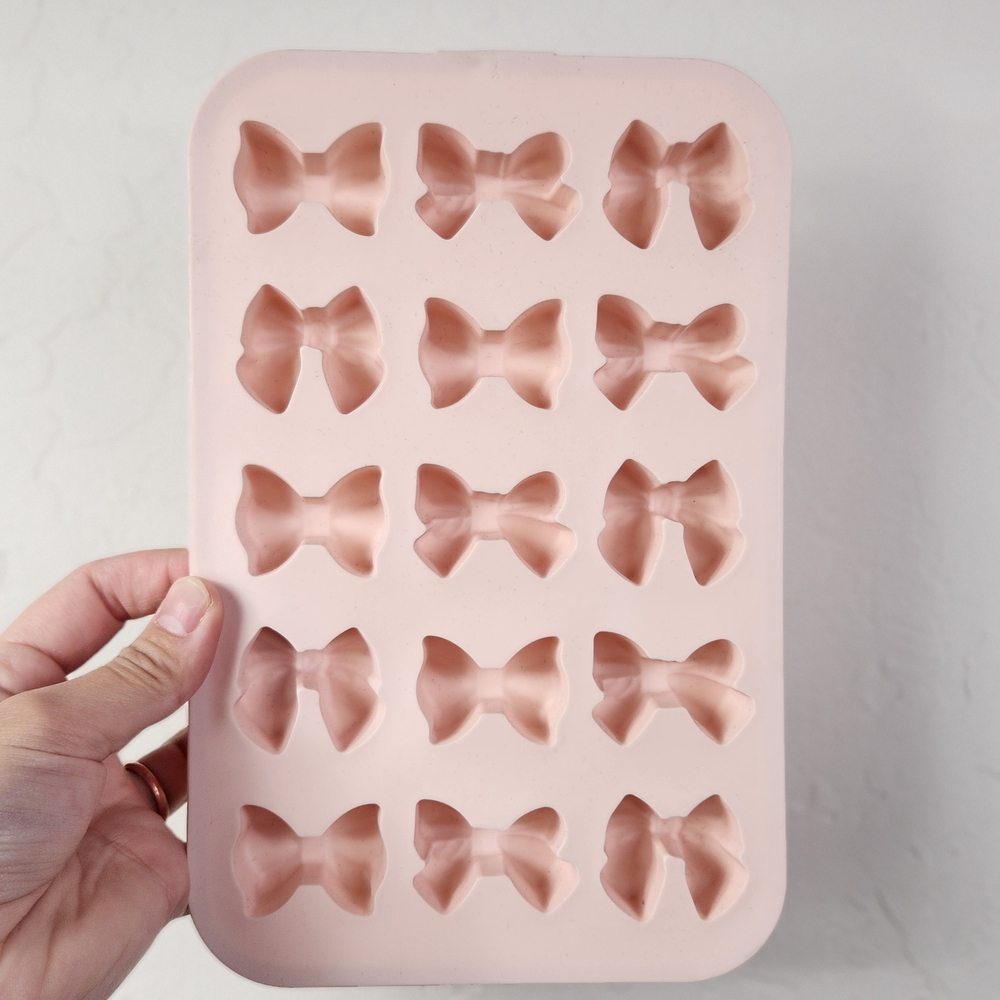 Cute Pink Bow Silicone Mold/Ice Tray🎀
